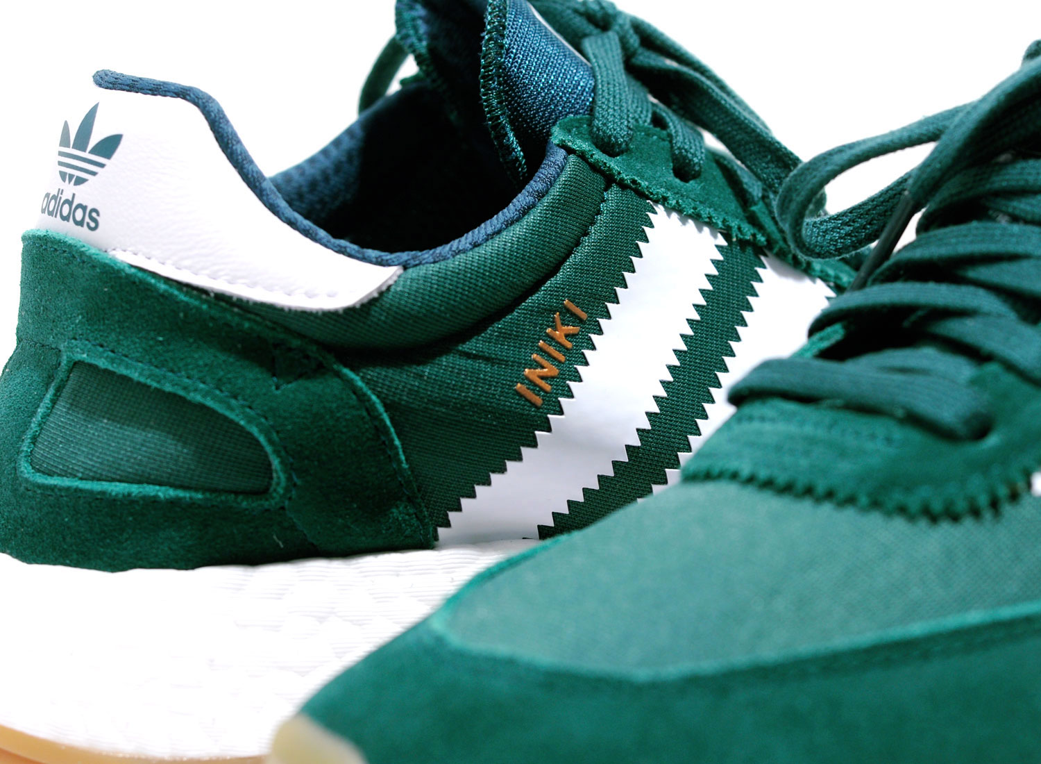 green iniki runner