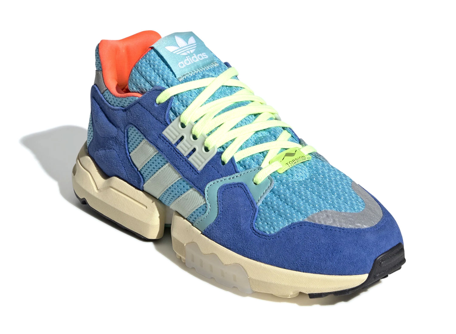 ee4787 adidas