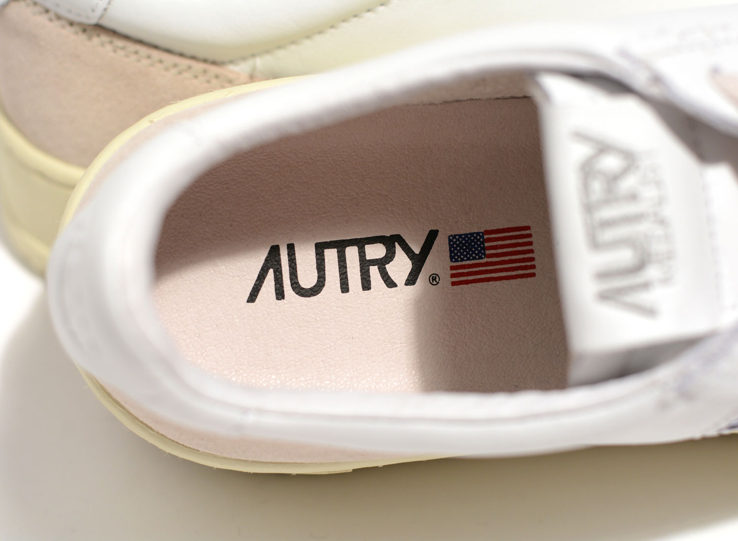autry low suede