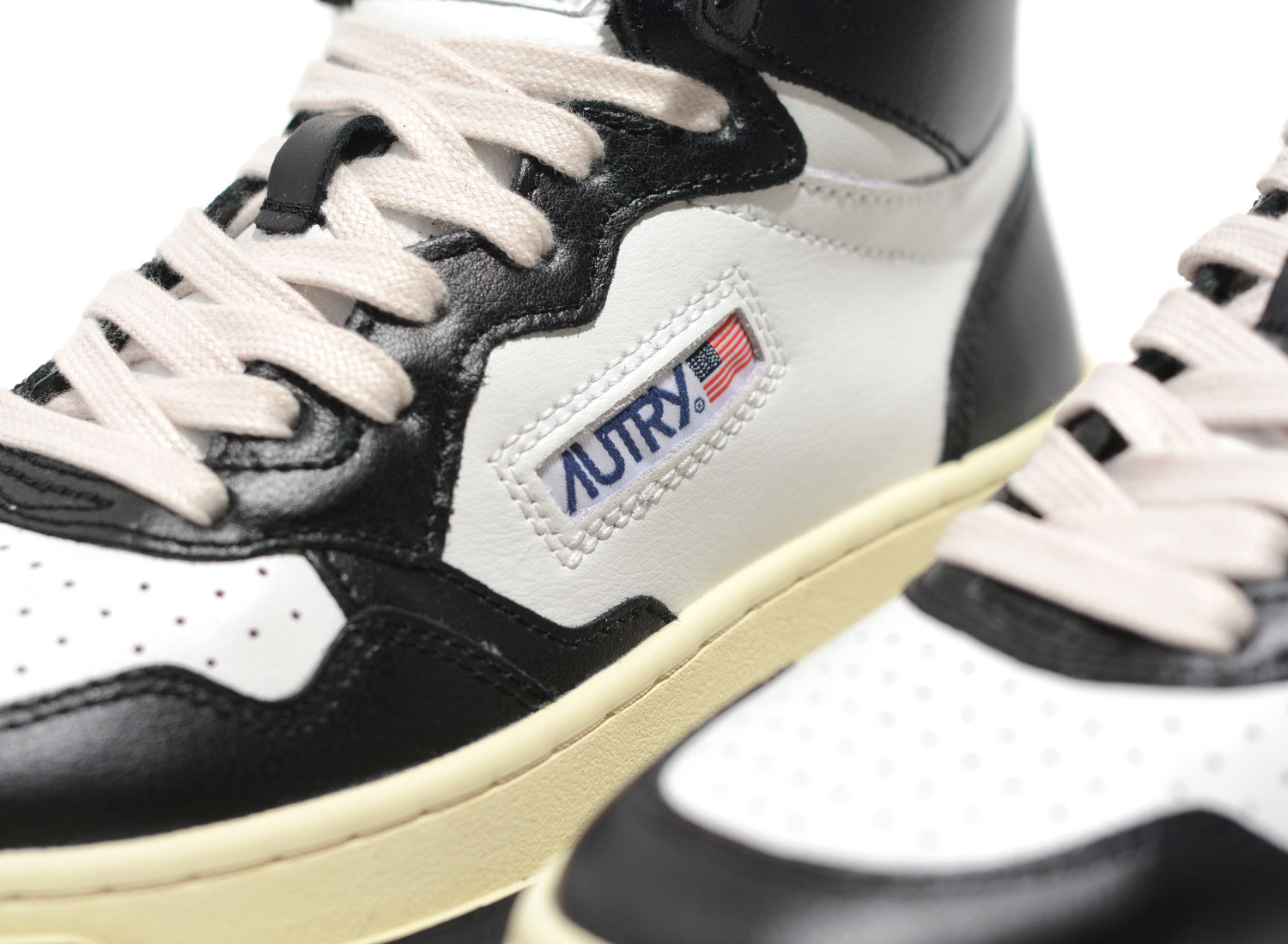 autry mid black
