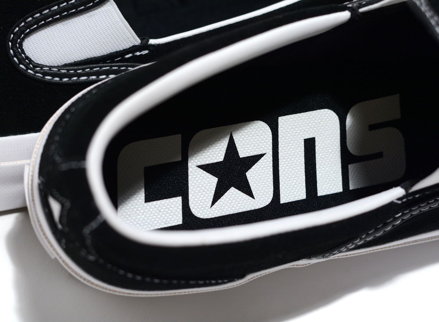 converse one star slip on