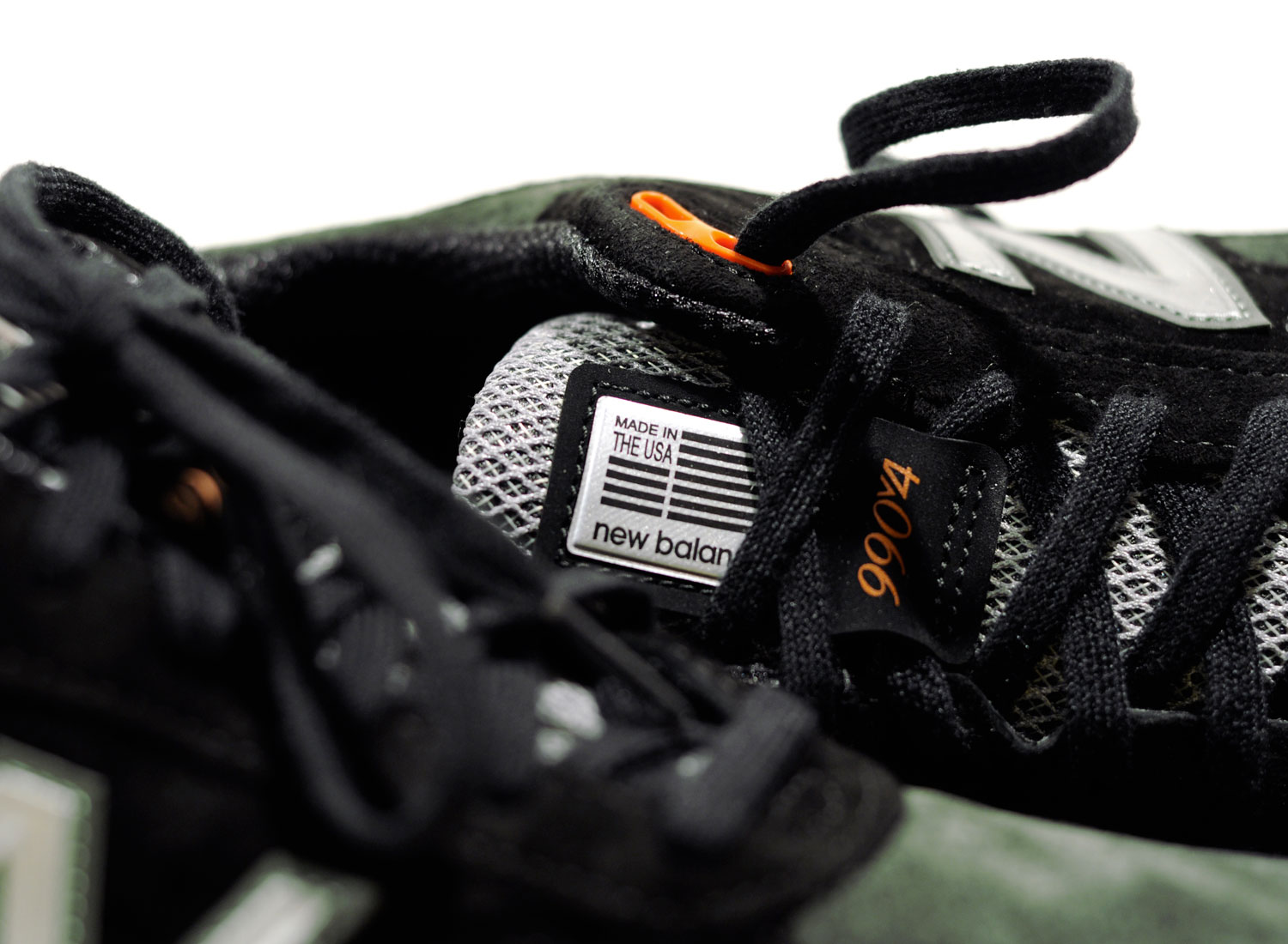 990mb4