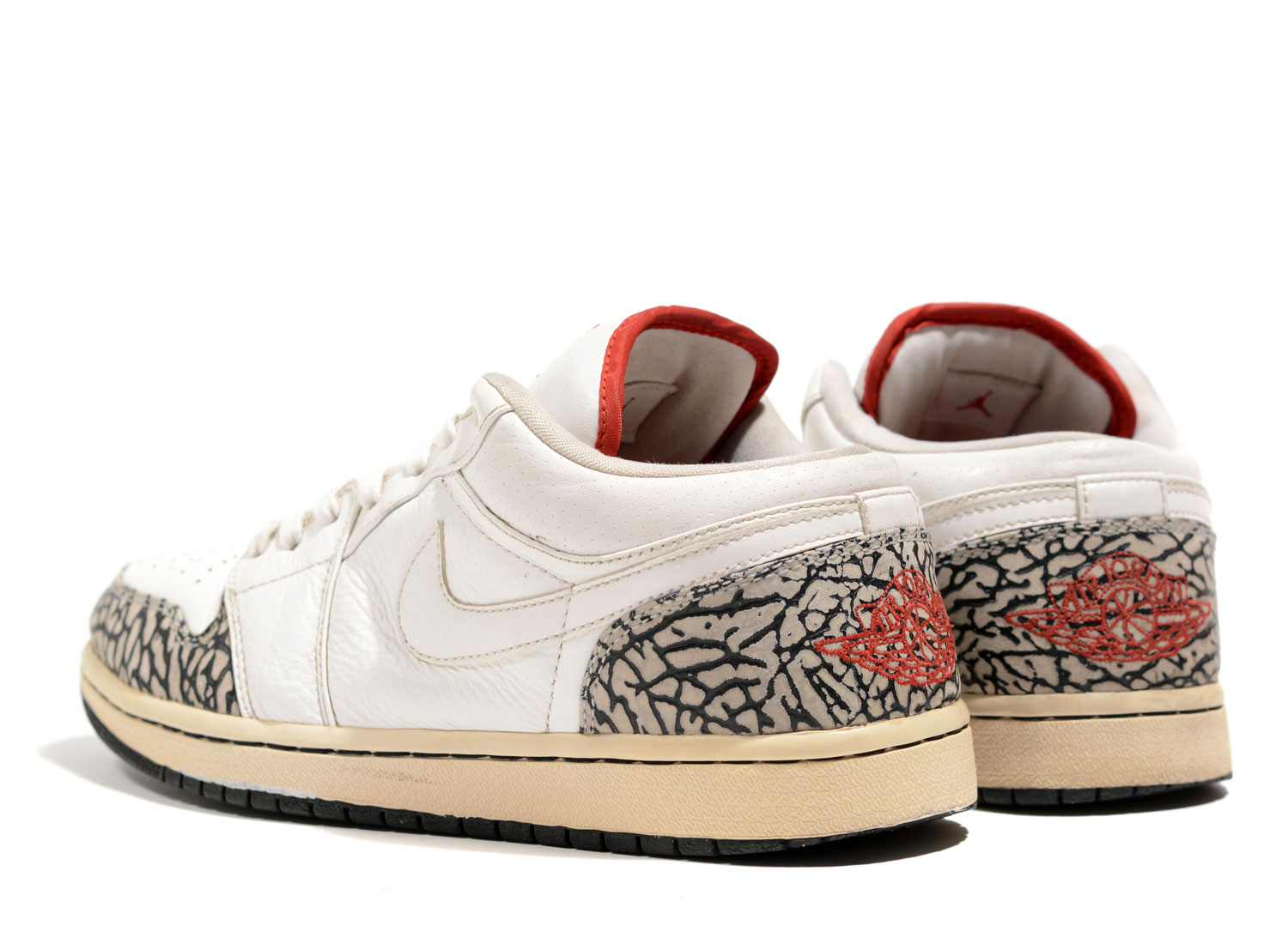 jordan 1 phat low cement