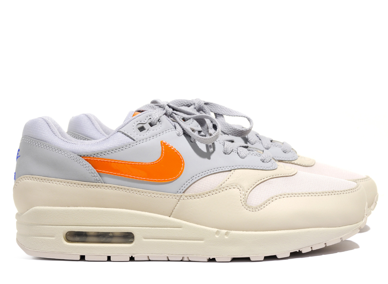 air max 1 desert sand