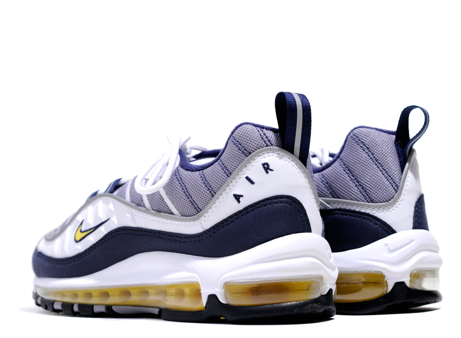 nike 640744 105