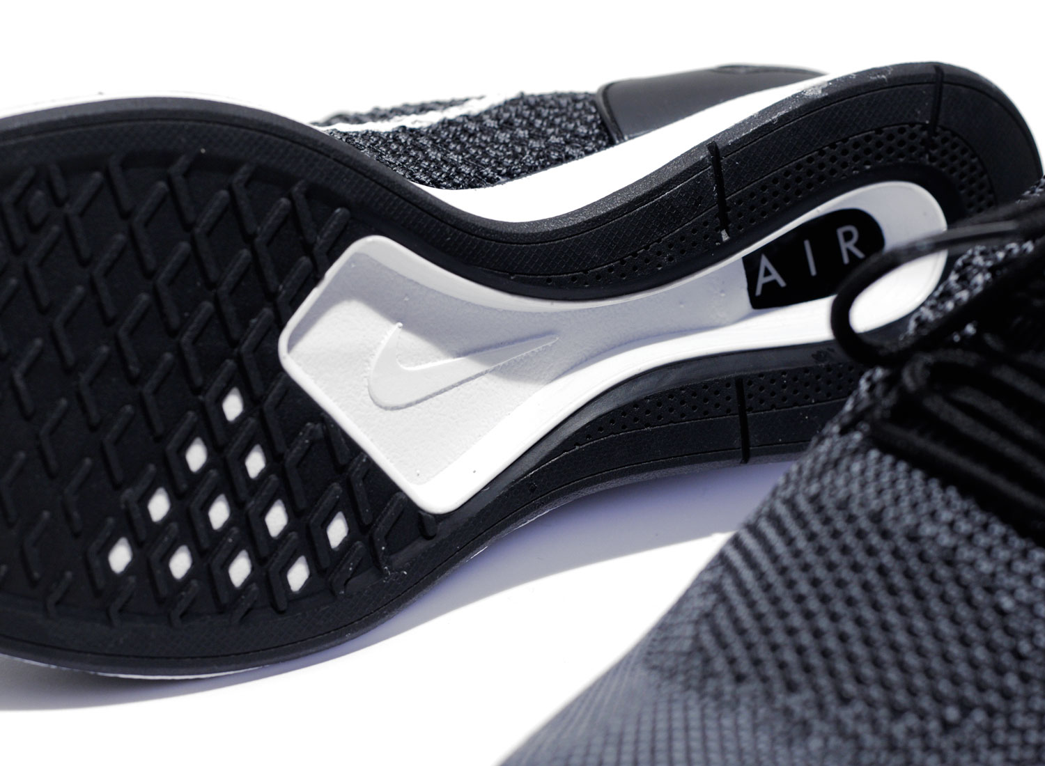 nike air zoom mariah flyknit racer black