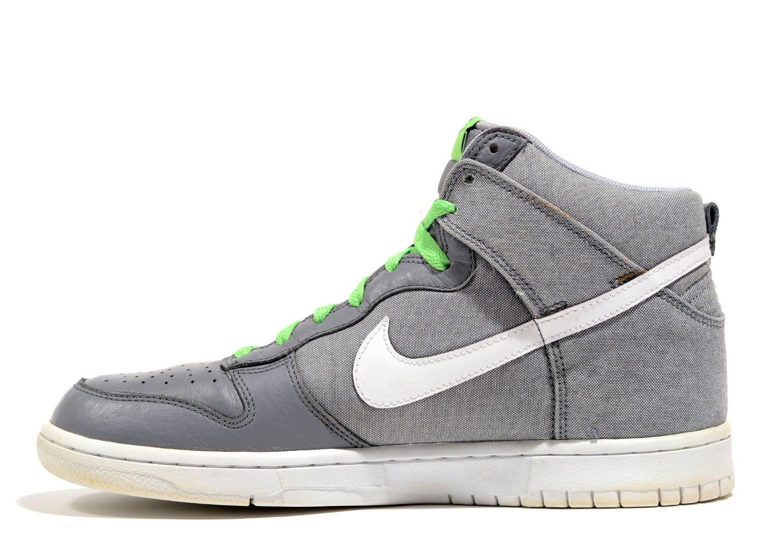 nike dunk wolf