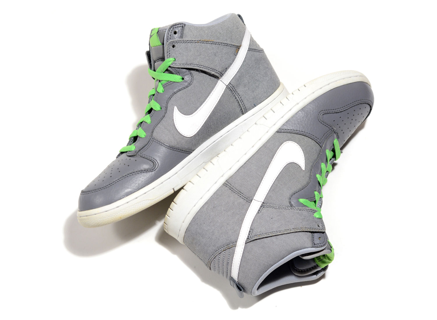 nike dunk wolf