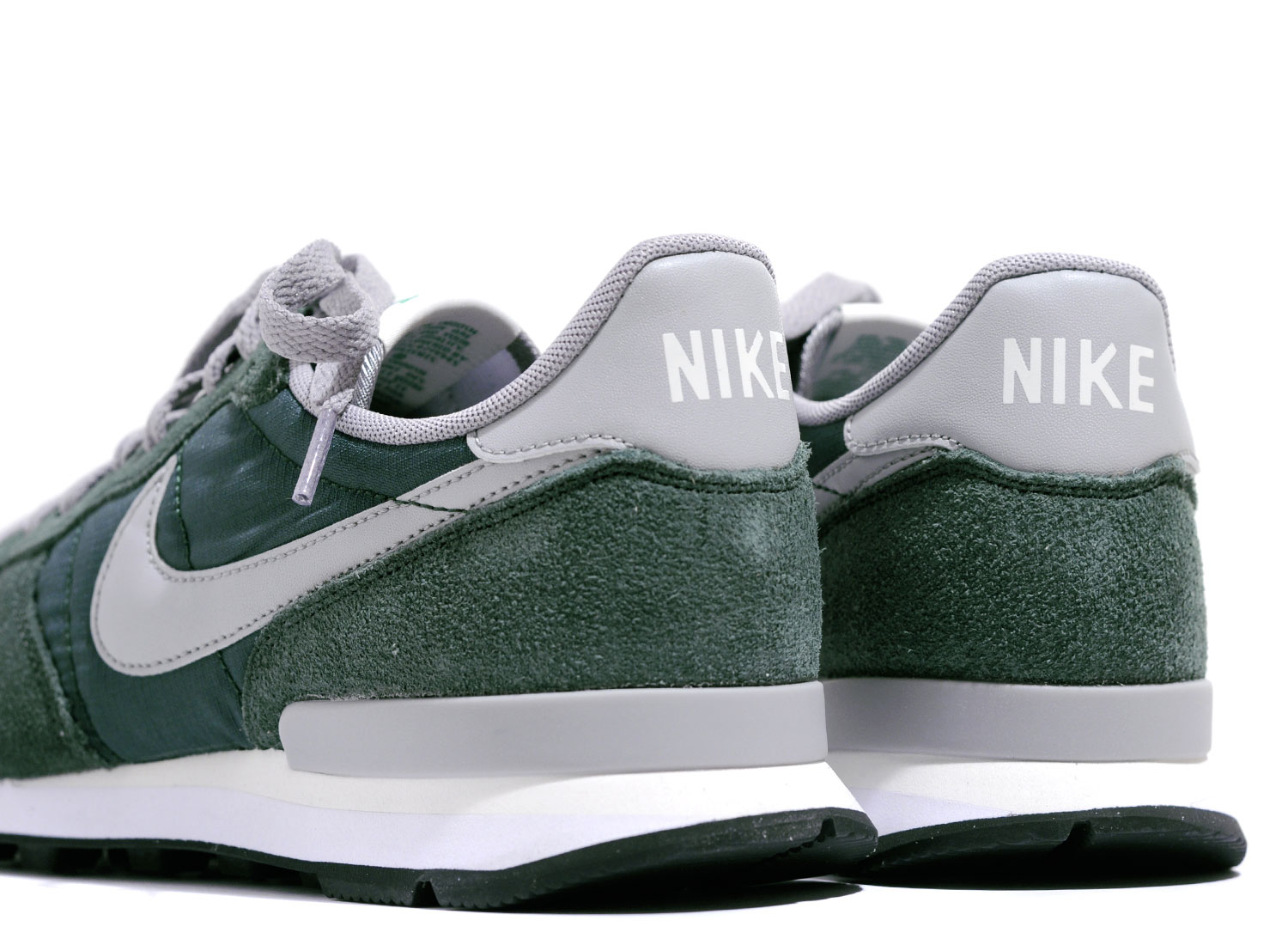nike internationalist green mens