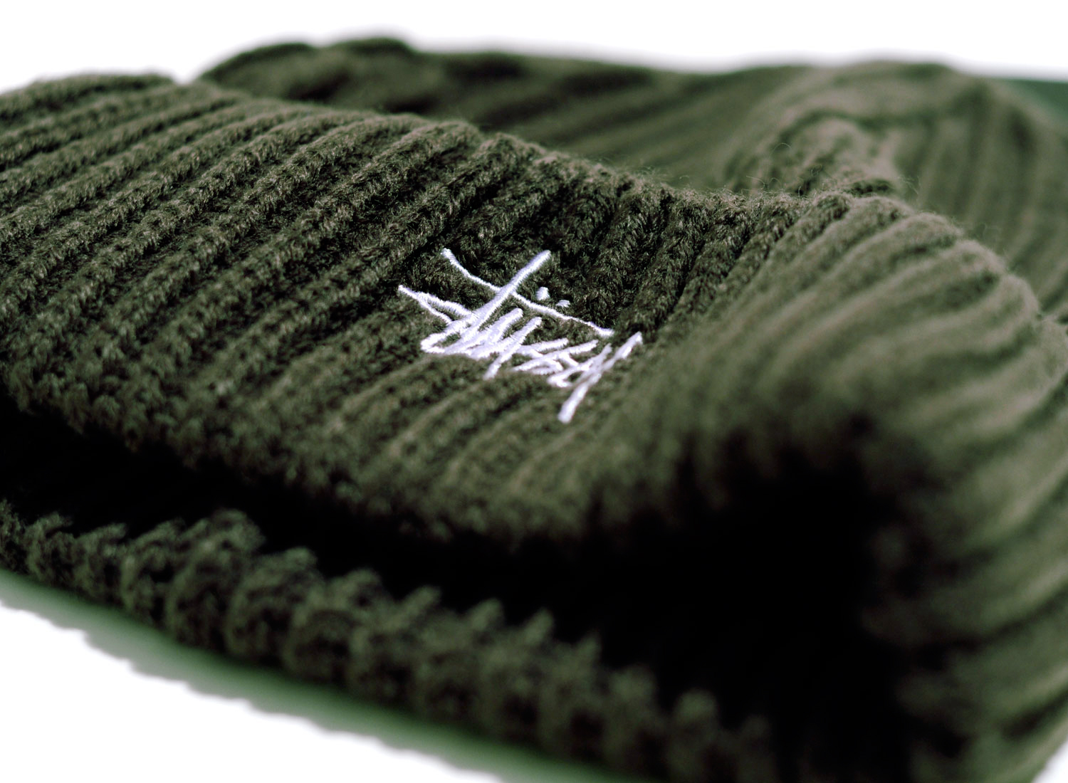green stussy beanie
