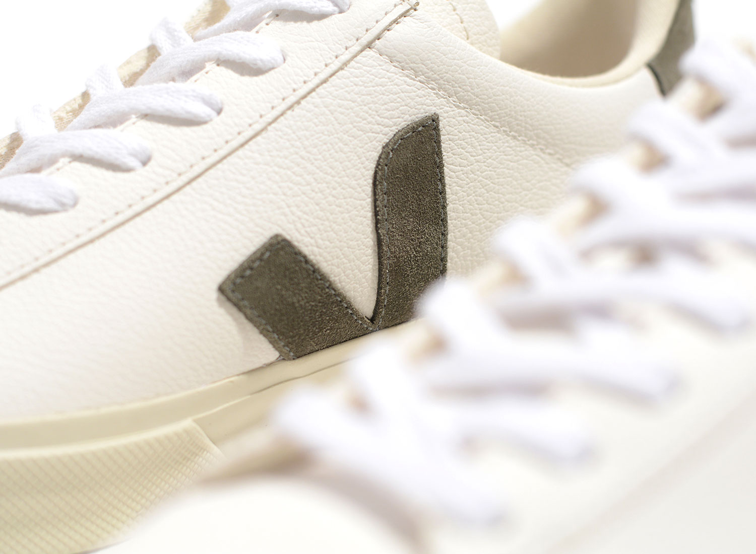 campo leather white khaki