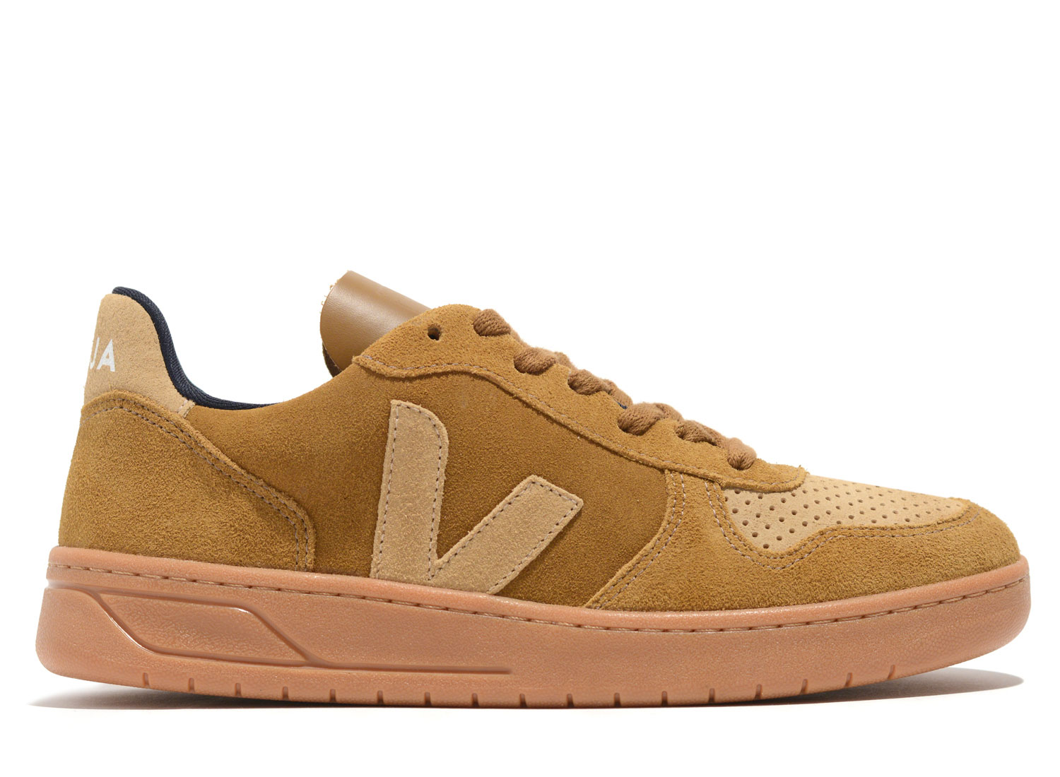 veja v10 suede camel white