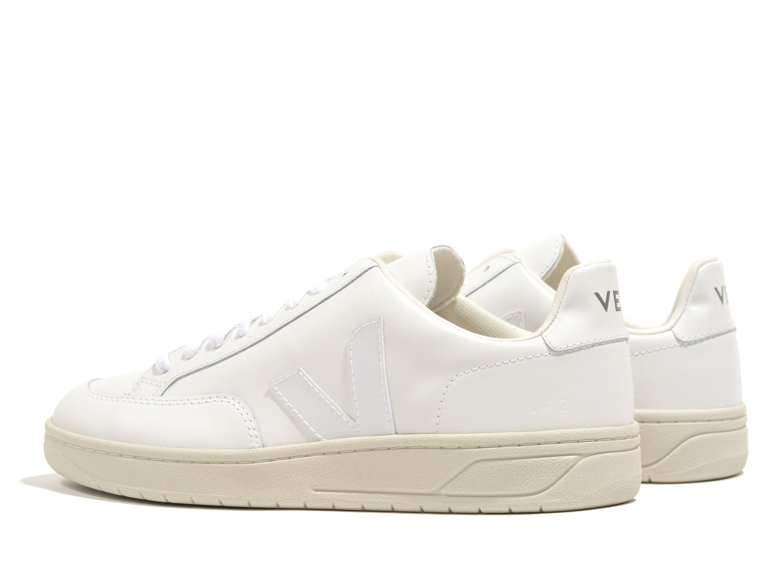 veja v12 white natural