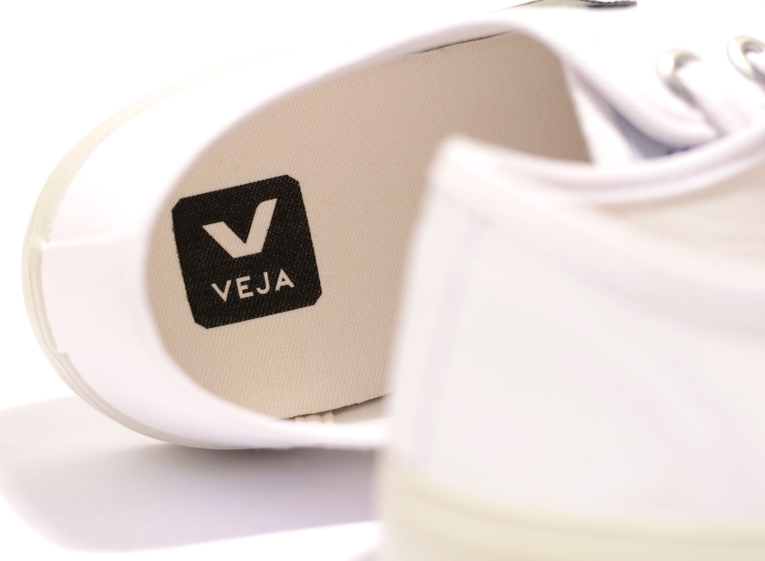 veja wata canvas uk