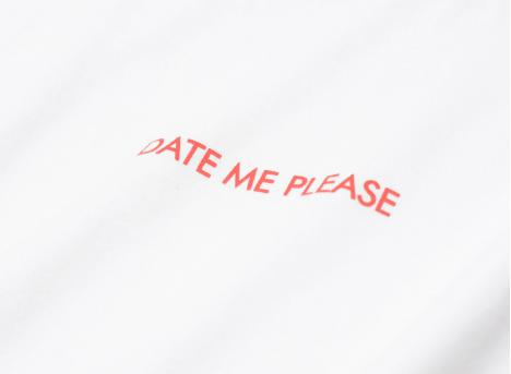 Bisous Skateboards Date Me Tshirt White