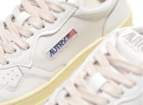 Autry 01 Low LL12 Leather White / Space