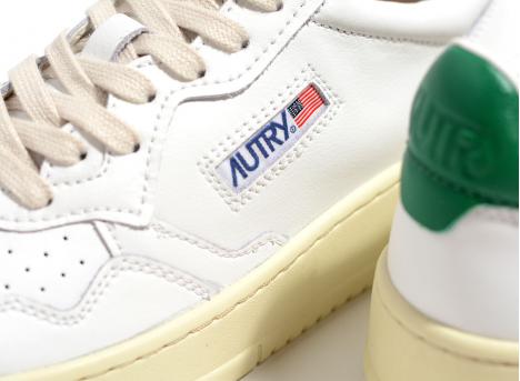 Autry 01 Low LL20 Leather White / Green