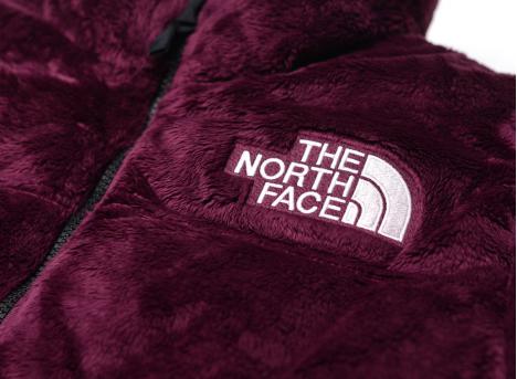 The North Face W Versa Velour Nuptse Jacket Boysenberry