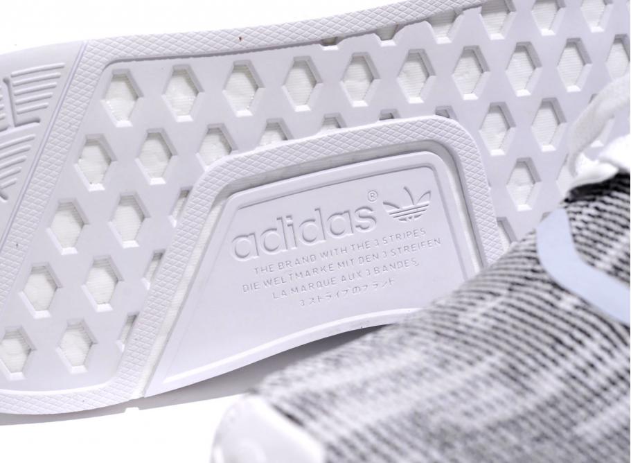 adidas nmd r1 serpente