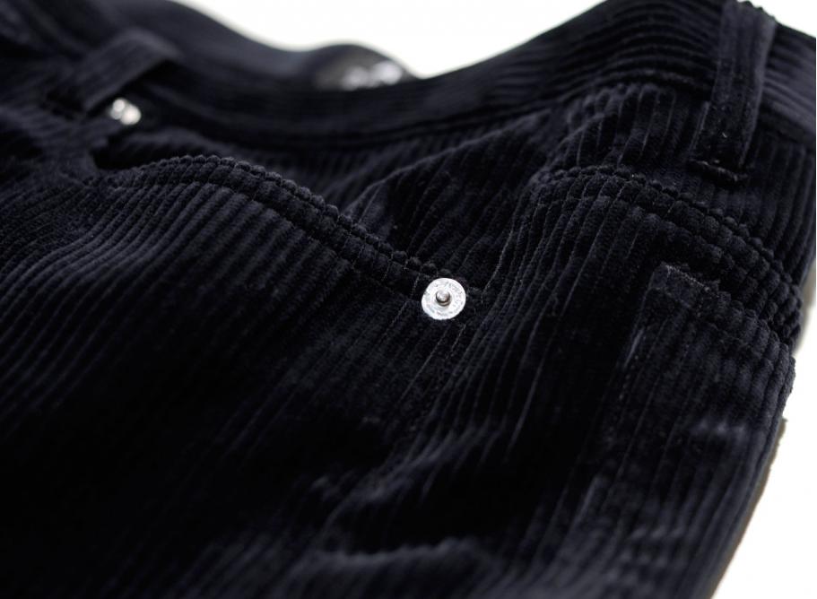 apc petit standard noir