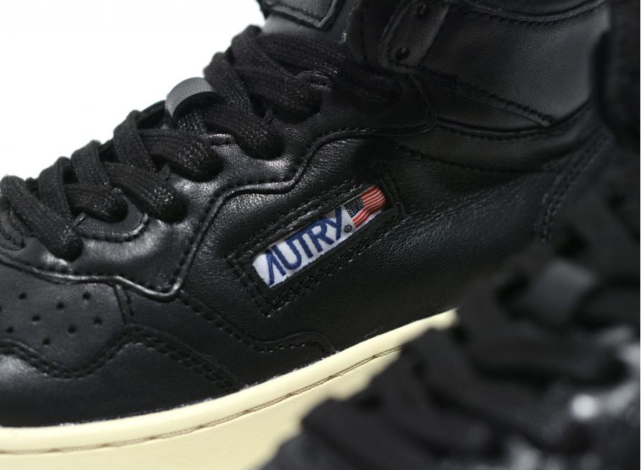 autry mid black