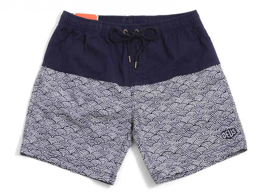 deus ex machina board shorts