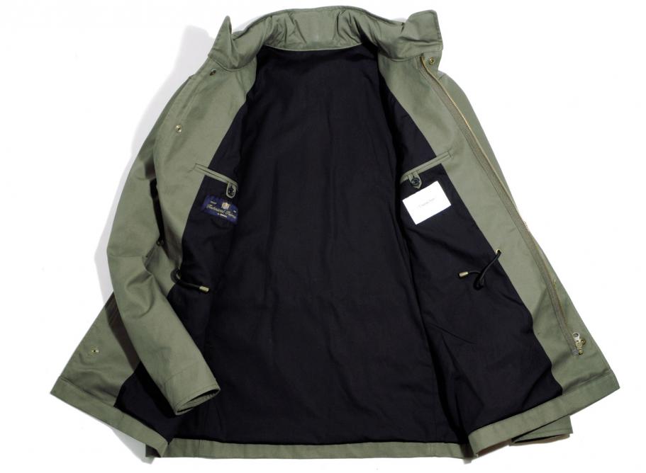 parka drapeau noir