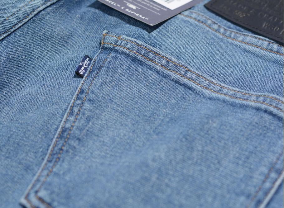 Levi's PANDA Men's 502 Regular 5-Pocket Taper Fit Jeans, US
