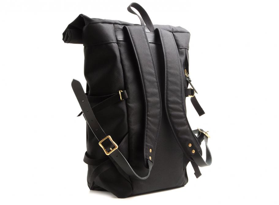 nanamica cycling pack