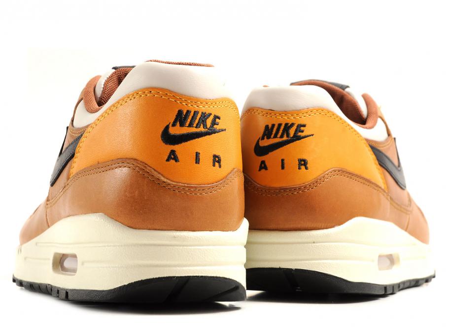 nike air max 1 escape