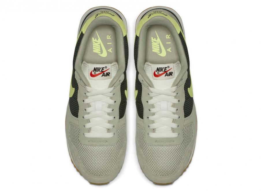 nike air vortex spruce fog