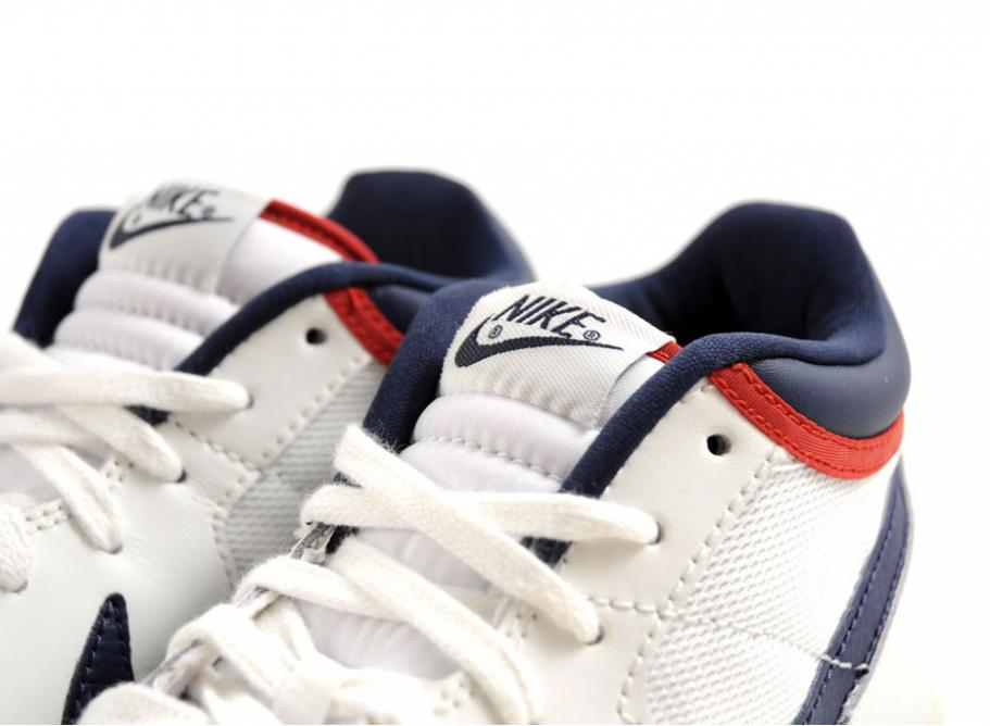 nike challenge court sneakers