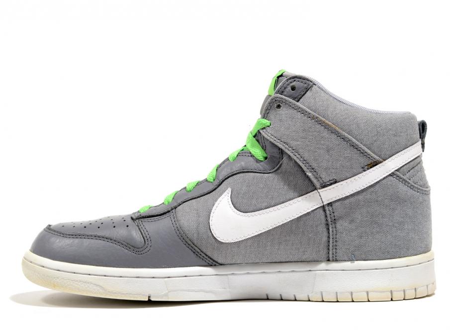 nike dunk wolf
