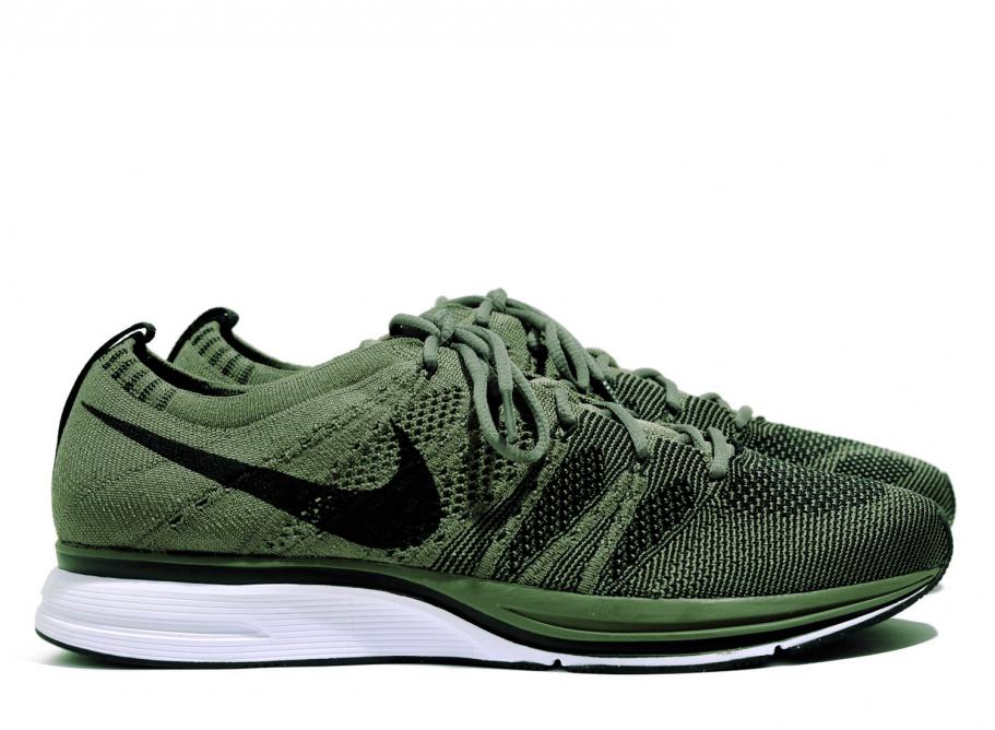 flyknit trainer olive green