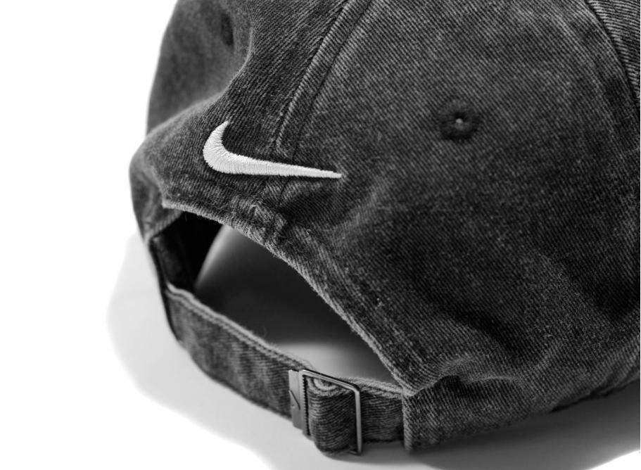 Nike heritage top cap black