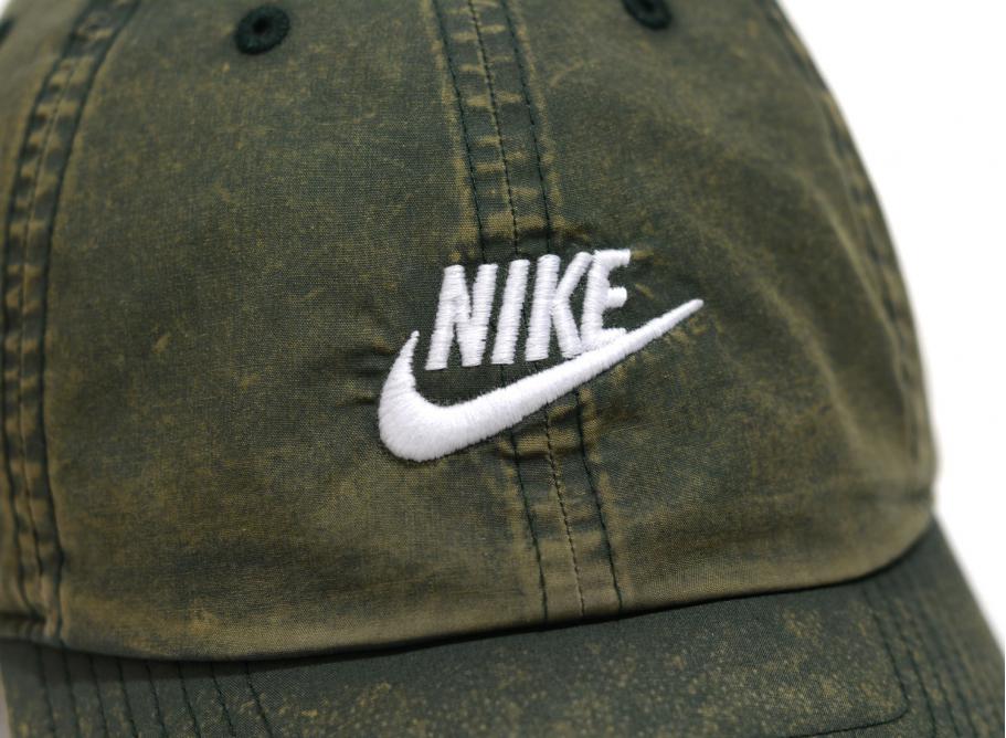 nike beach cap