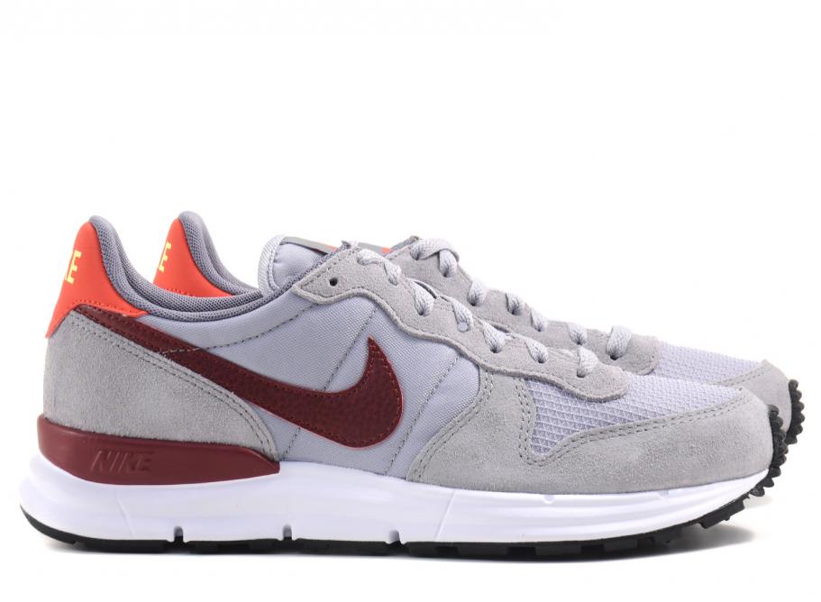 nike internationalist lunarlon