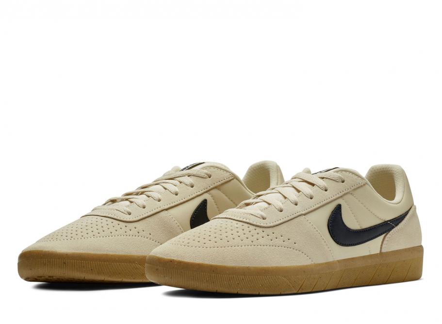 Nike sb team classic gum sole discount