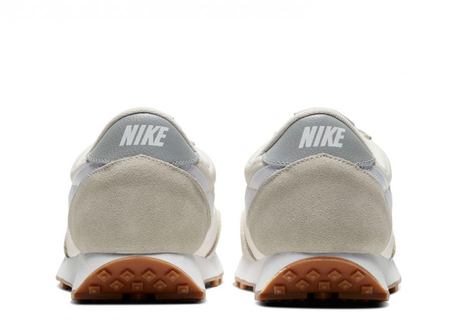 Nike Women's Daybreak Shoes Sneakers Summit White/White