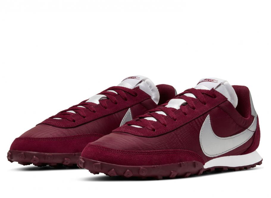 nike waffle racer team red