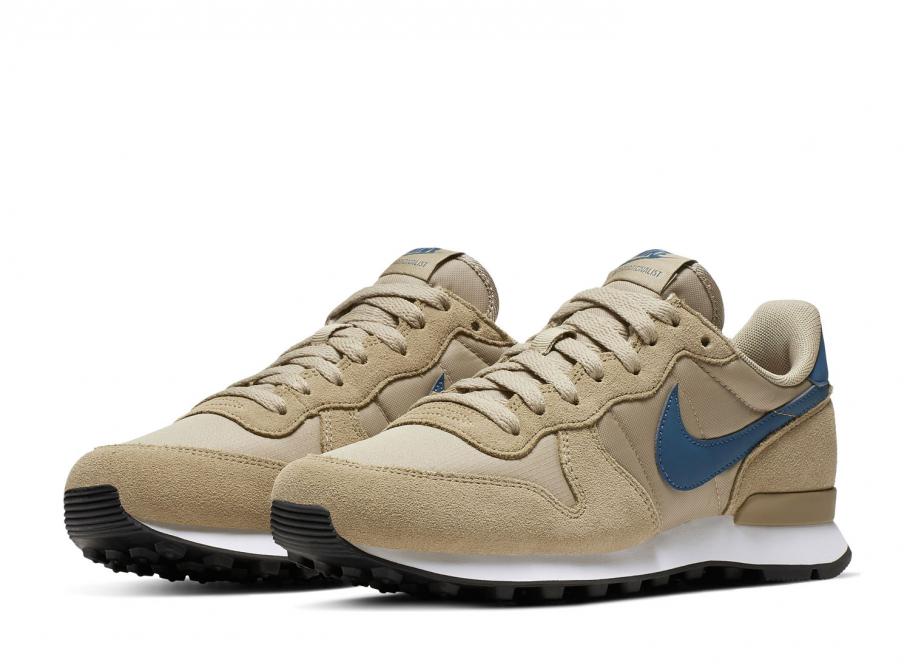 nike internationalist parachute beige