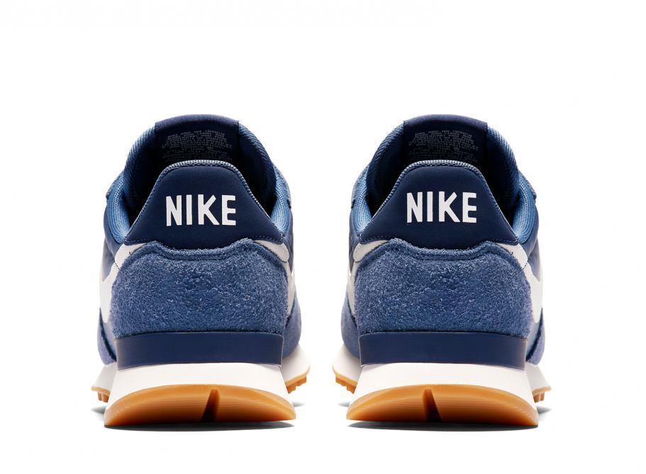 nike internationalist diffused blue summit white