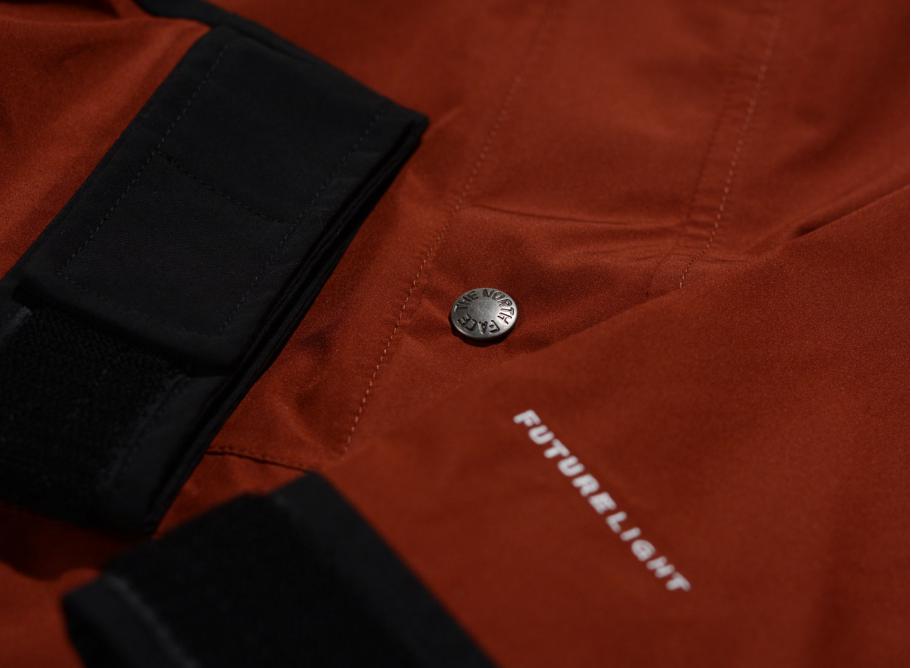 The North Face 1994 Retro Mountain Light Jacket Brick / Novoid Plus