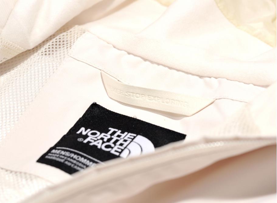 The north face mountain q jacket vintage white hot sale