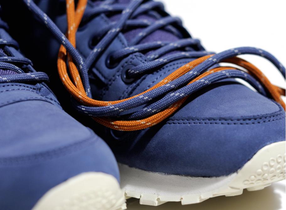classic leather mid goretex