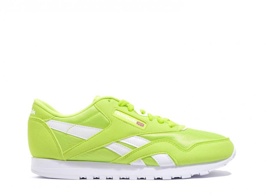 Neon green reeboks store
