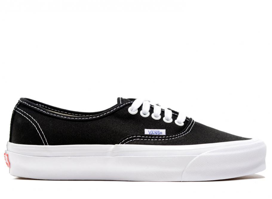 vans vault black suede