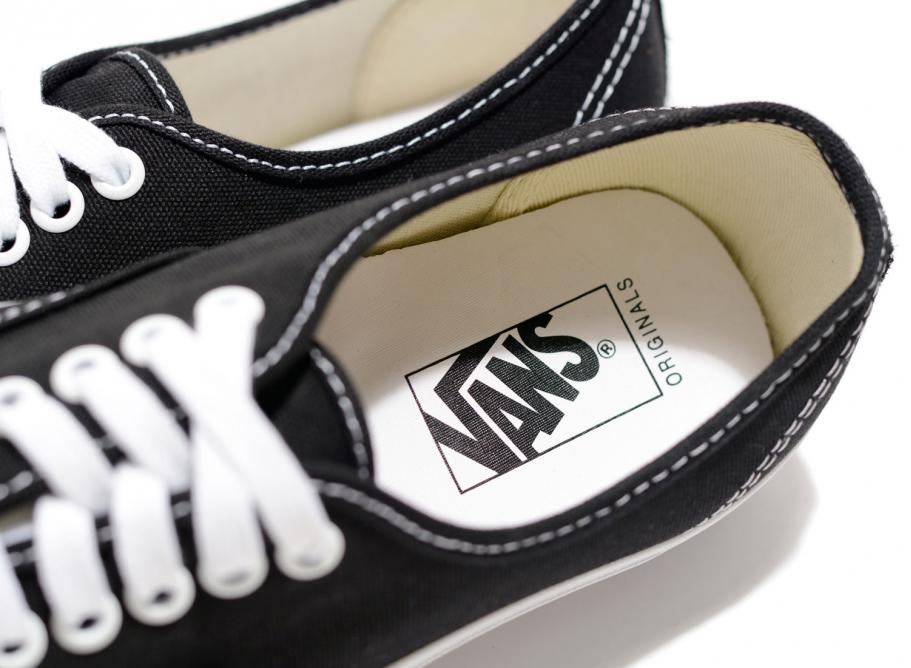 vans authentic lx black