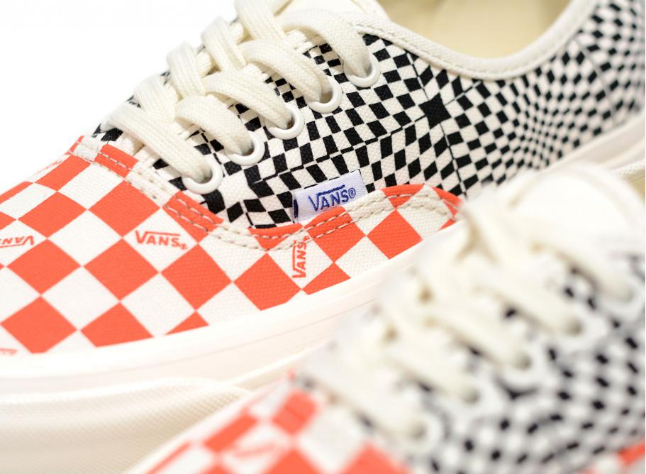 vans authentic black vault