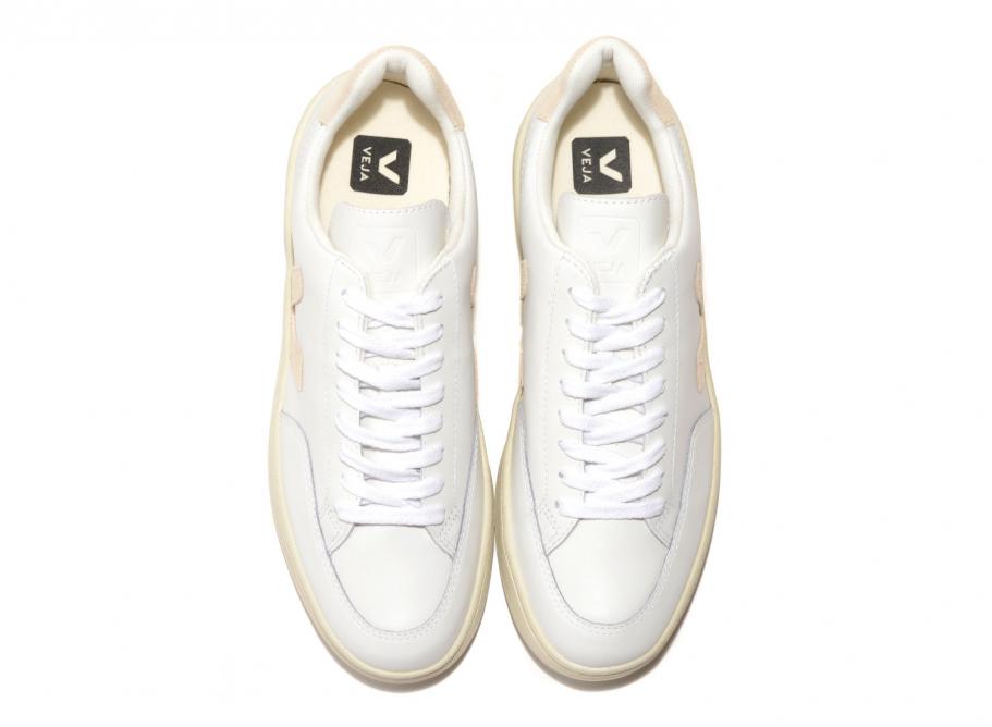 veja v12 leather white sable
